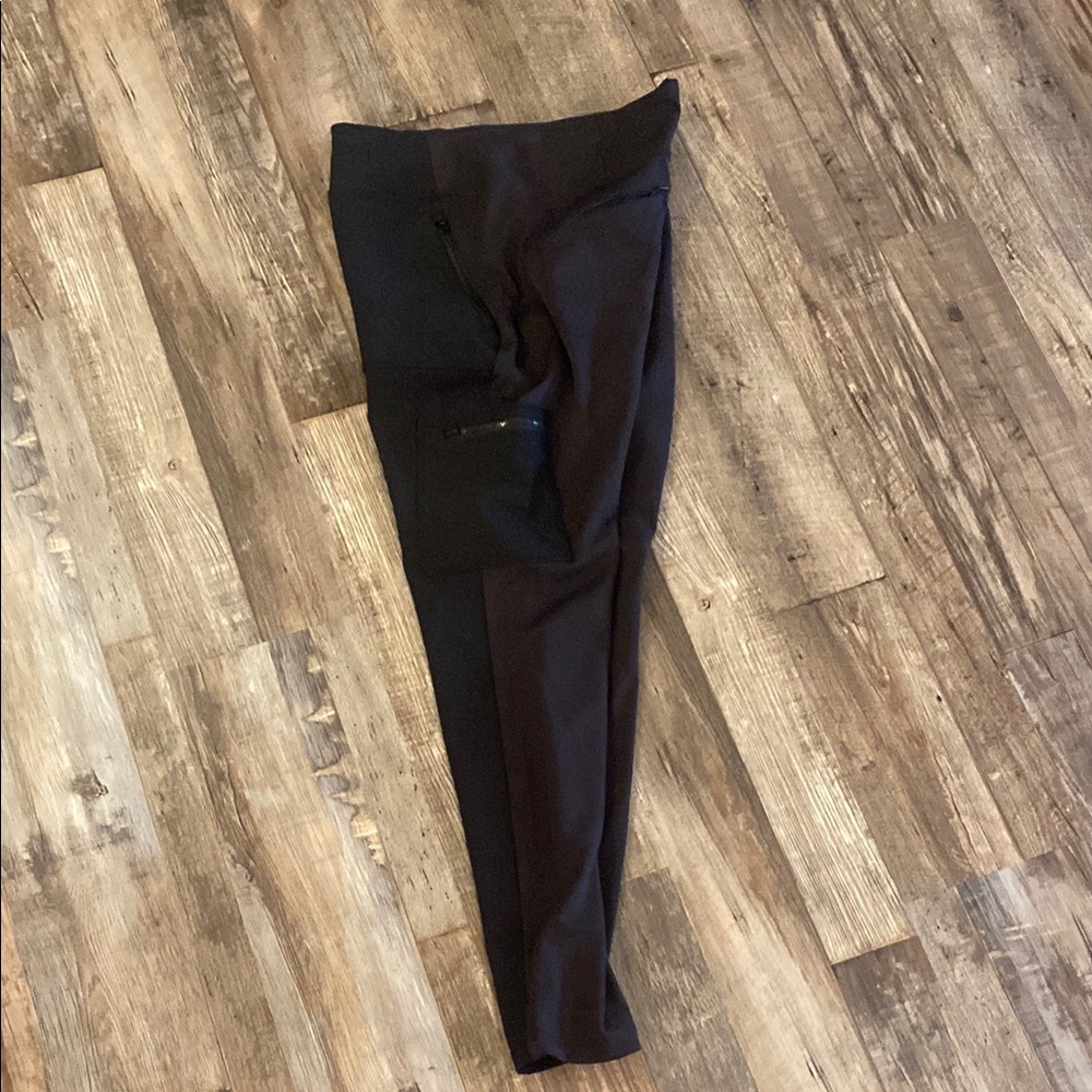 Black Cargo Joggers ATHLETA - Picture 7 of 8
